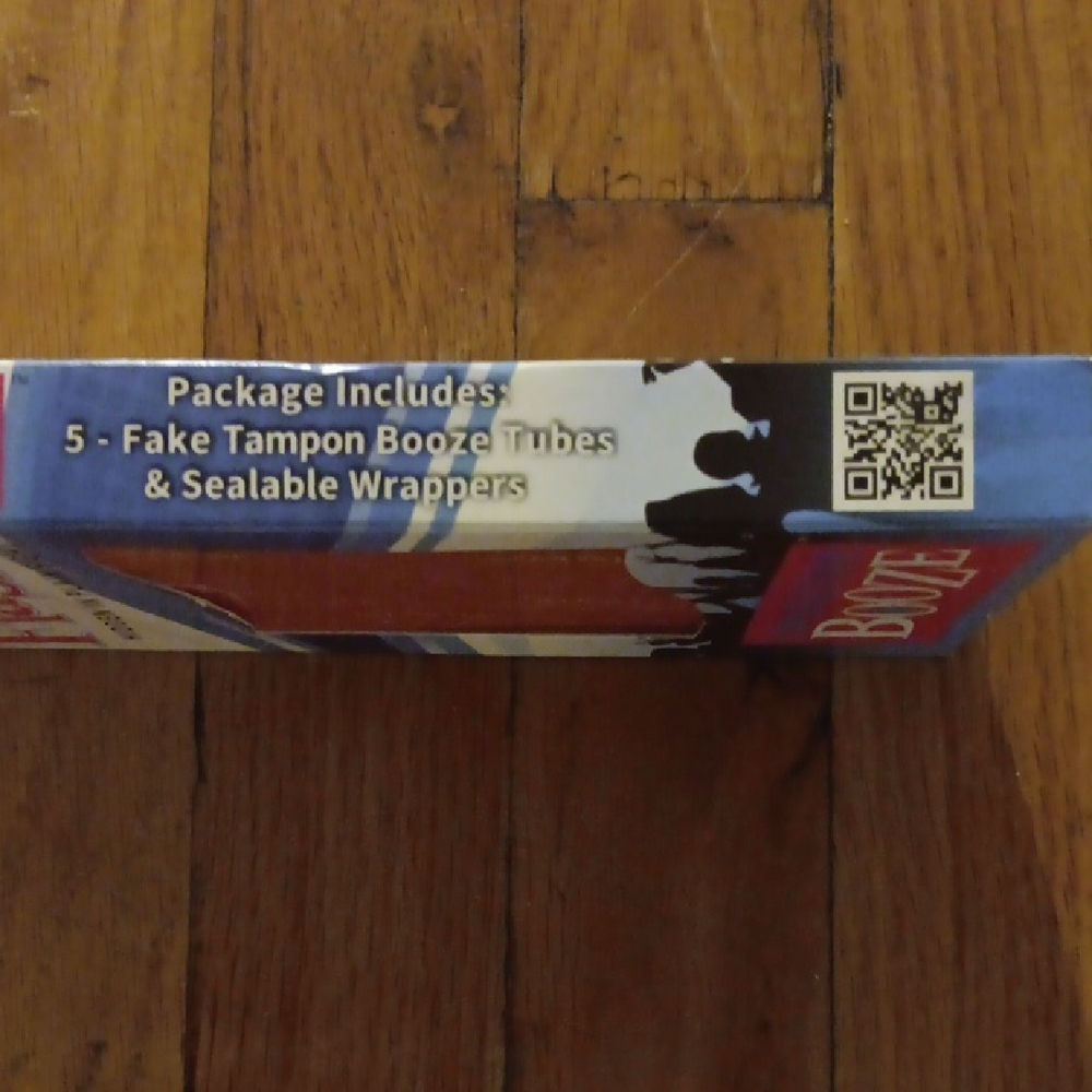 Smuggle Your Booze Tampon Flasks Perfect Gag Gift NWT - Picture 3 of 4